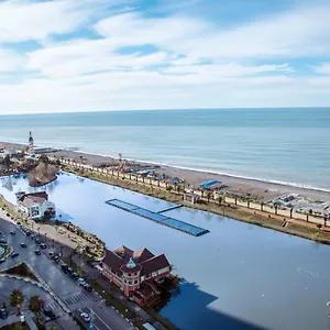 https://alliance-palace-apartments-on-first-line.batumihotels.net